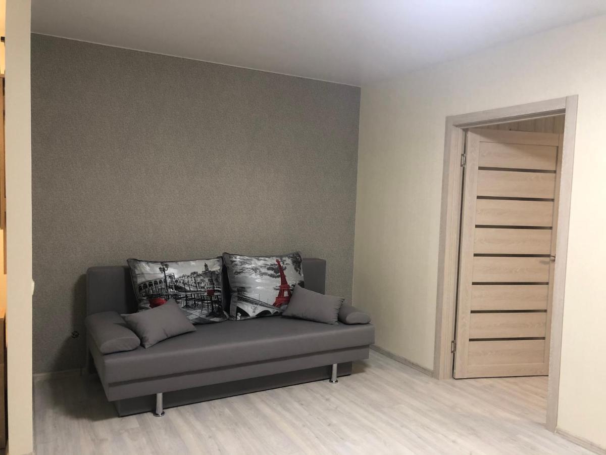 Cosy flat in the city centre Chernihiv Exterior photo